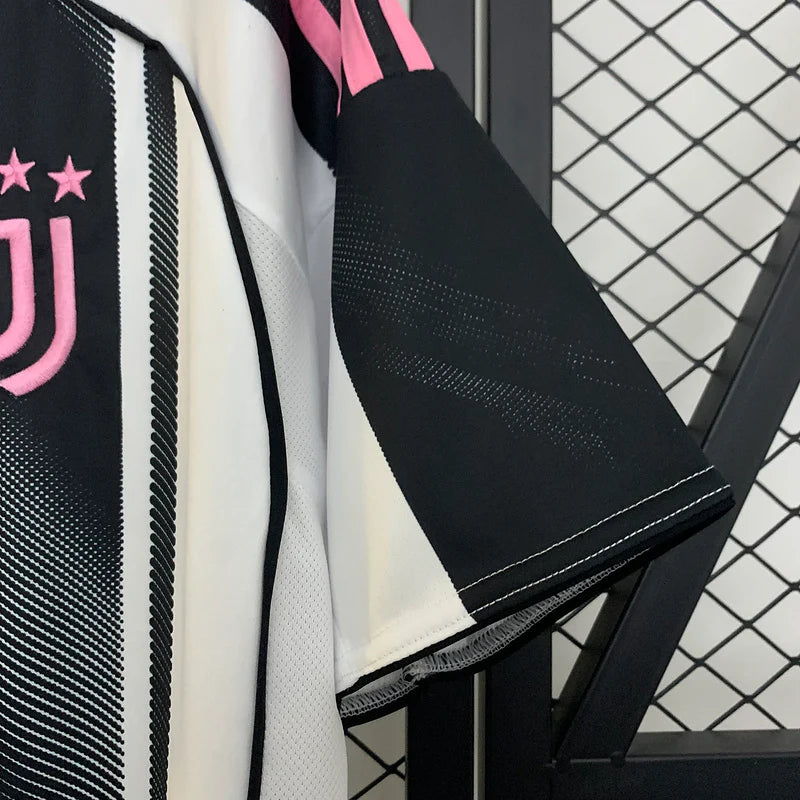 JUVENTUS 2025/26 HOME KIT