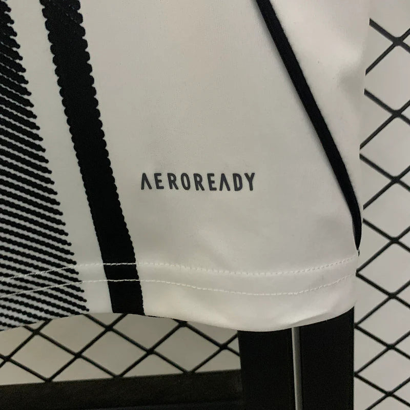JUVENTUS 2025/26 HOME KIT